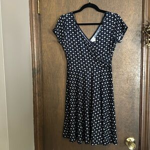 Short sleeve dress